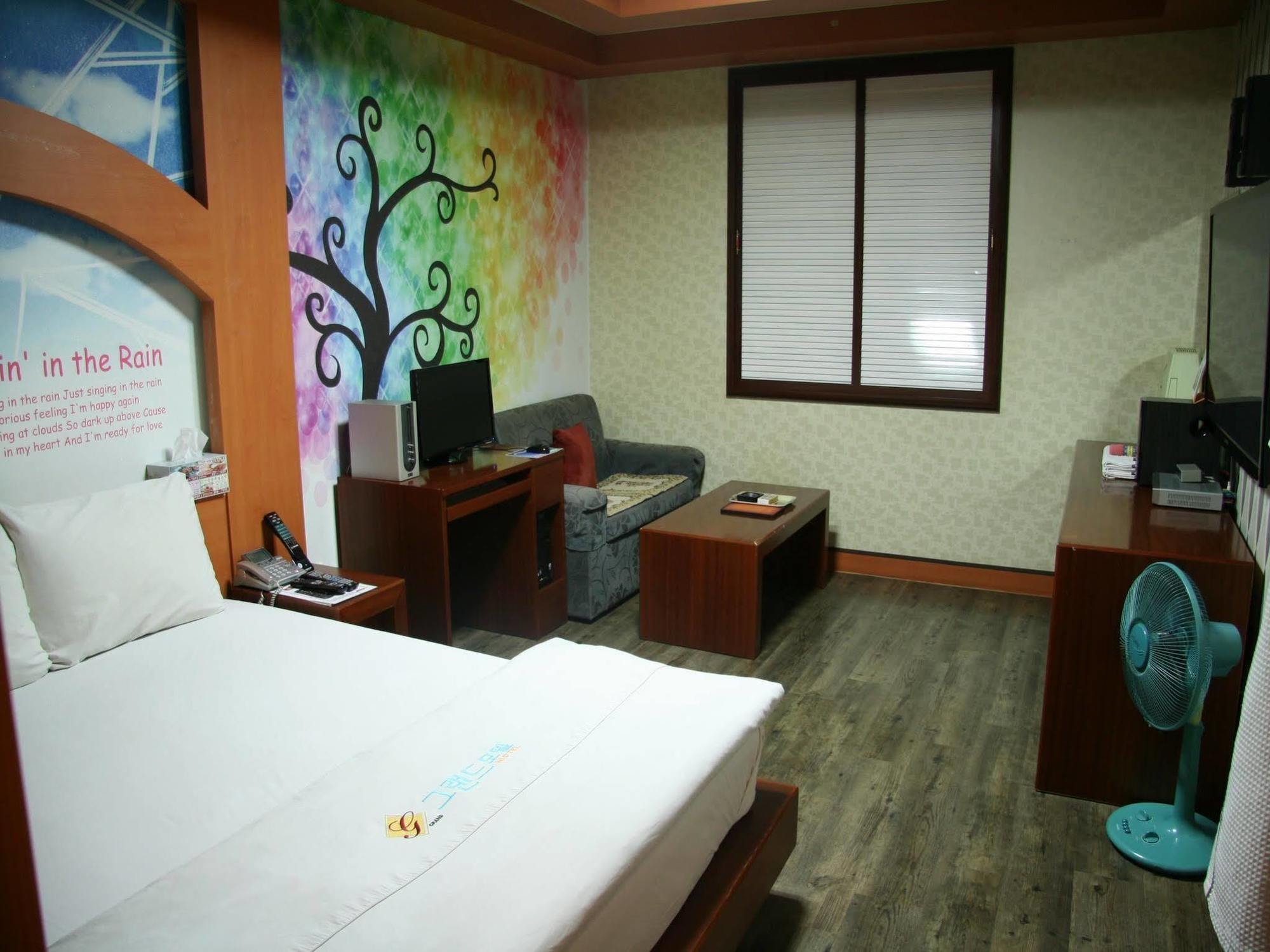 New Grand Hotel Daegu Eksteriør bilde